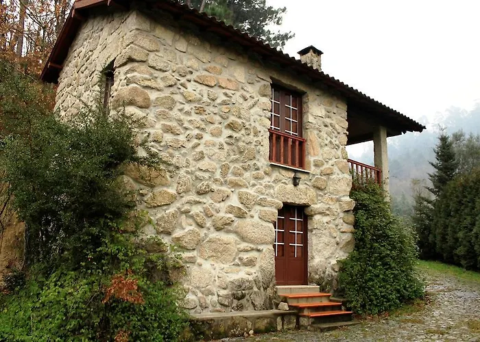 Vila: Casa Do Palheiro De Cima